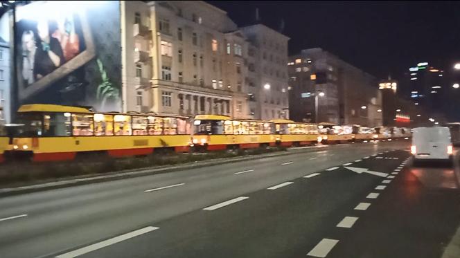 Gigantyczne korki w Warszawie. Totalny paraliż w związku ze zgromadzeniem publicznym