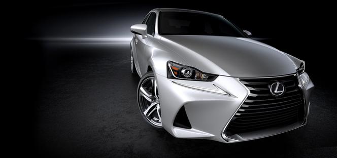 Lexus IS 200t lifting 2017