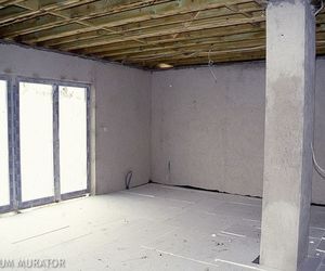 Podłoga na gruncie. Jak właściwie wykonać izolację podłogi na gruncie? PORADNIK wykonawcy