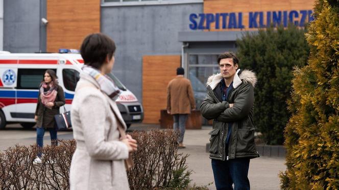 Na dobre i na złe, odc. 887: Blanka (Pola Gonciarz), Krzysztof Radwan (Mateusz Damięcki)