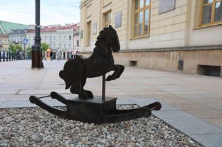 „Konik na biegunach” - nowa instalacja w Lublinie