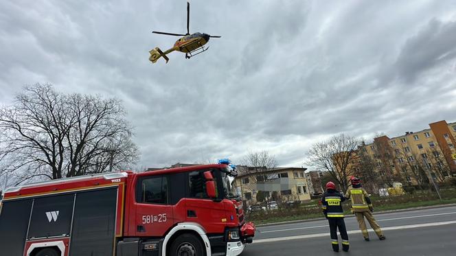 Samochód potrącił dziecko w Pruszkowie. 7-latka nieprzytomna, lądował śmigłowiec