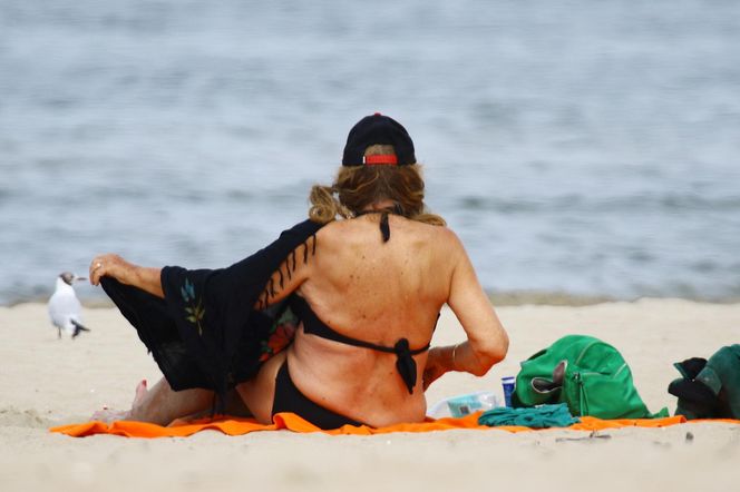 Agnieszka Fitkau-Perepeczko na plaży w Sopocie