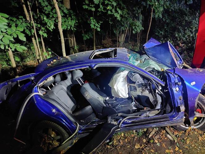 Grabówko. Tragiczny wypadek. Jakub prawo jazdy miał tylko 4 miesiące. Zginął razem z kolegą. Teraz będą dwa pogrzeby w jeden dzień. "To fajne chłopaki były"