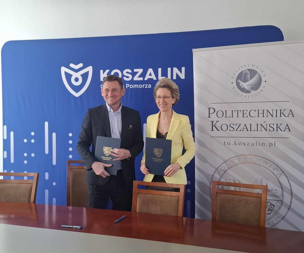 Tomasz Sobieraj, prezydent Koszalina oraz prof. Danuta Zawadzka, rektor Politechniki Koszalińskiej