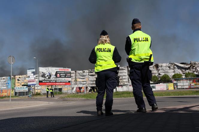 Pożar centrum handlowego w Warszawie