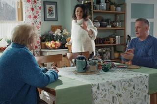 M jak miłość odc. 1736. Marysia (Małgorzata Pieńkowska), Barbara (Teresa Lipowska), Artur Rogowski (Robert Moskwa)