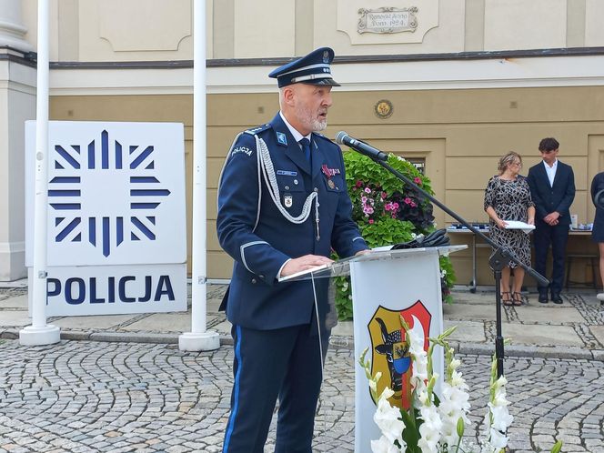 Trwają obchody Święta Policji w Lesznie. Świętują policjanci i policjantki