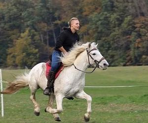 Iris Reszczynski i jej farma w Kapkazach