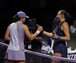 Iga Świątek - Amanda Anisimova. Spódniczki płatały figla zawodniczkom