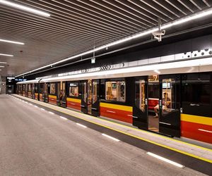 Metro w Warszawie z utrudnieniami. Linia podzielona na dwie części