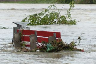 Przekop, który zalał osiedle!? Prokuratura umarza śledztwo w sprawie afery powodziowej w Cieplicach