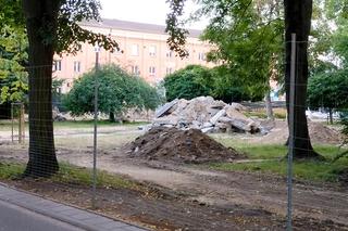 Trwa remont Skweru Pawła Bogdana Adamowicza w Białymstoku