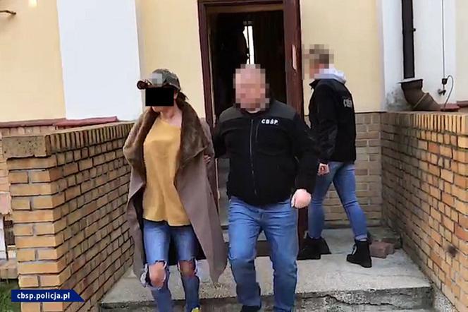 Akcja CBŚP: Rozbito gang, który wywoził kobiety za granicę. Judith i jej pobratymcy zarabiali na cudzym nierządzie [ZDJĘCIA]