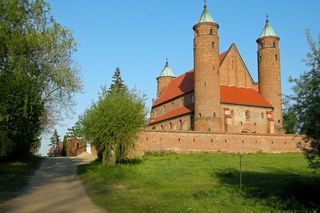 Kościół św. Rocha i św. Jana Chrzciciela w Brochowie