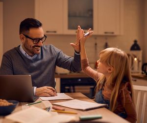 Te dni to klucz do sukcesu? Wtedy rodzi się najwięcej gwiazd i miliarderów