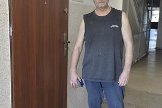 Mieszkańcy z drżącym głosem wspominają zabitego Zenka. Załamany Igor ze łzami w oczach mówi o swoim znajomym