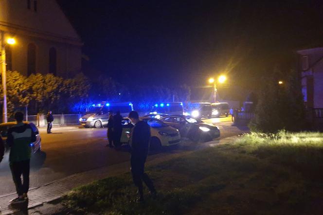 Śląskie: Nocna akcja policji na terenie parafii. Ksiądz molestował ministrantów!