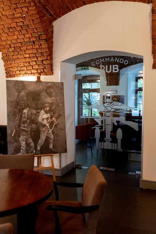 „Commando Pub”