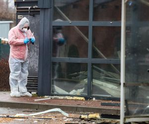 Huk, chaos i... pusta kasa! Złodzieje wysadzili bankomat i uciekli bez łupu!