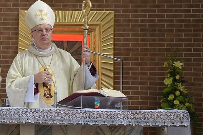 Opole: Kościół na skraju przepaści?! Potężne wyznanie Biskupa Andrzeja Czai