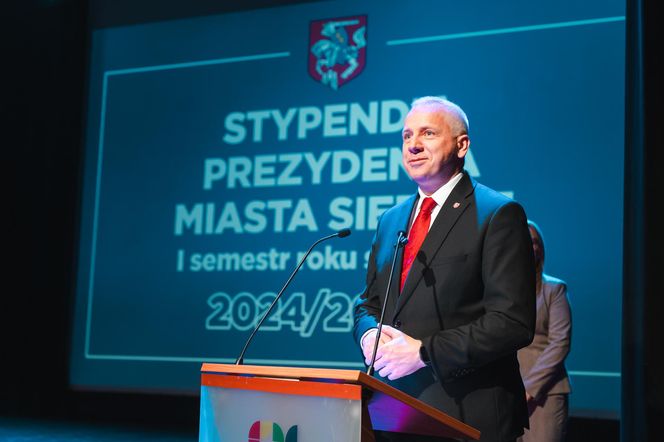 Blisko 700 najzdolniejszych siedleckich uczniów z nagrodami za dokonania w nauce!