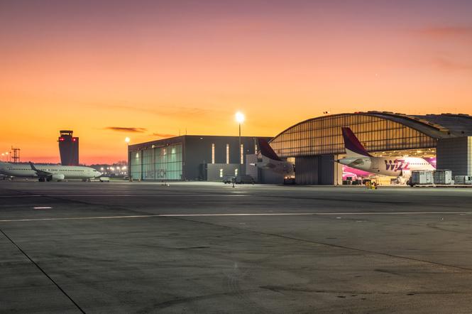 Na lotnisku Katowice Airport powstaje nowy hangar specjalnie dla linii lotniczej Wizz Air