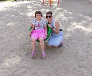 Krzyż runął na 5-letnią Marysię! Cudem przeżyła, a winnych wciąż brak