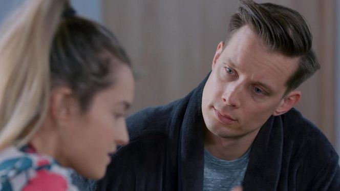 Na Wspólnej odc. 4045. Darek Żbik (Michał Mikołajczak), Kasia (Julia Chatys)