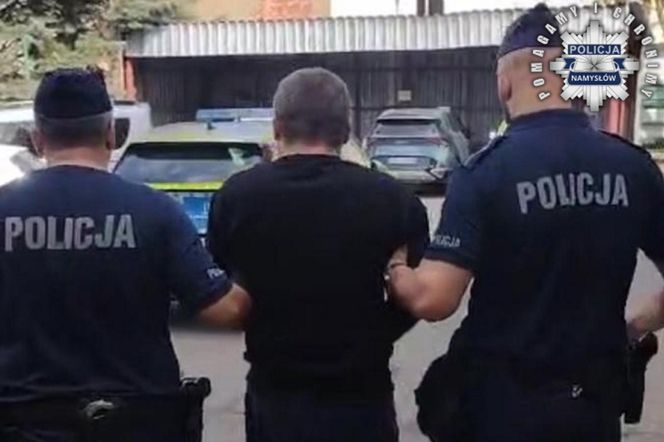 Wtargnął z siekierą do mieszkania