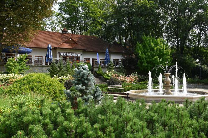 Małopolski kurort w górach wyróżnia się ciszą i spokojem. Tanie noclegi bez tłumów turystów