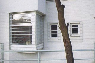 Okno narożne kuchni -dom na Żoliborzu