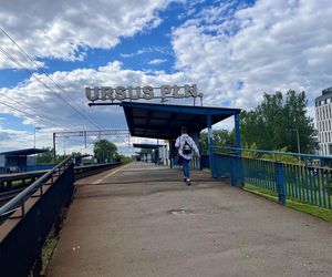 Ursus Północny - fatalny stan przystanku kolejowego 