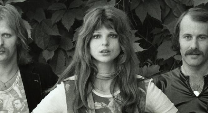 Elżbieta Dmoch SPOTKAŁA SIĘ z fanami! Wspaniałe, nowe wieści o stanie legendy z "Dwa plus jeden"