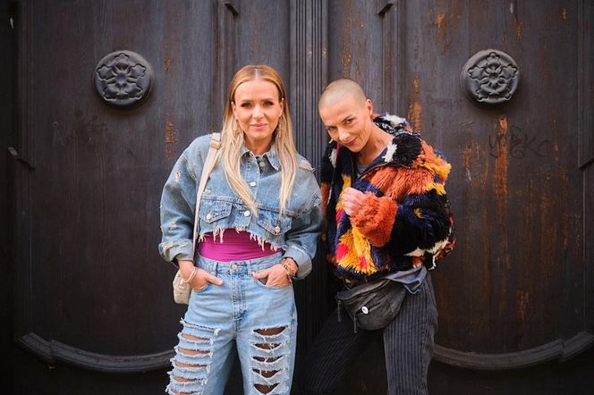 Pierwsza miłość, odcinek 4096. Dominika (Aneta Zając), Karma (Monika Dawidziuk)