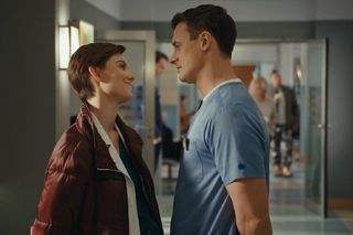 Na dobre i na złe odc. 956. Blanka (Pola Gonciarz), Krzysztof Radwan (Mateusz Damięcki)