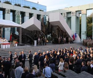 80. rocznica Powstania Warszawskiego. Tak wyglądały uroczystości na pl. Krasińskich