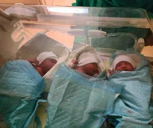 Pielęgniarka z białostockiego szpitala urodziła trojaczki