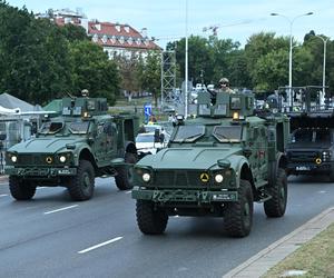 Zamknęli cztery mosty i kilkadziesiąt ulic. Próba generalna przed Świętem Wojska Polskiego