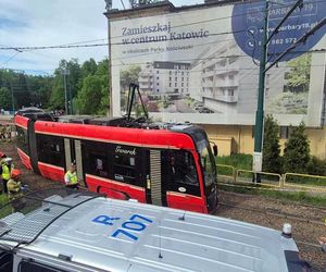 Wypadek tramwaju w Katowicach przy przystanku na ul. Chorzowskiej