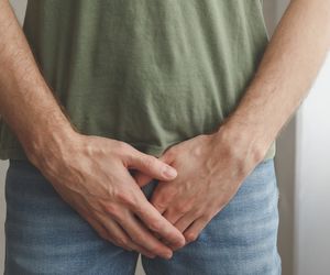 Ból jądra po treningu może oznaczać groźny problem zdrowotny. To sygnał, którego nie wolno lekceważyć