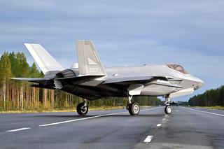 Norewski F-35A na drodze 