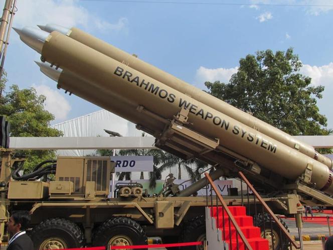 Dlaczego Indie są importerem rosyjskiej broni? Sprzedają też pociski manewrujące konstrukcji… rosyjsko-indyjskiej