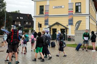 Tłumy w Zakopanem na początku wakacji