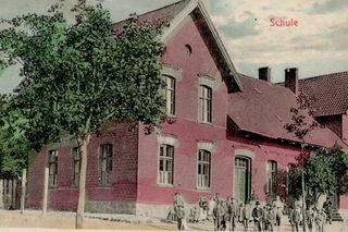 To osiedle należy do Olsztyna. Kiedyś było osobną wsią. Zobacz, jak dawniej wyglądało