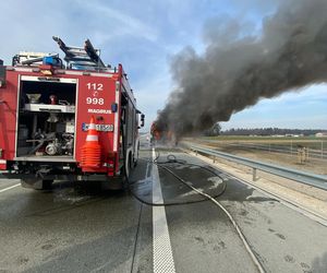 Pożar autokaru na A2 na Mazowszu