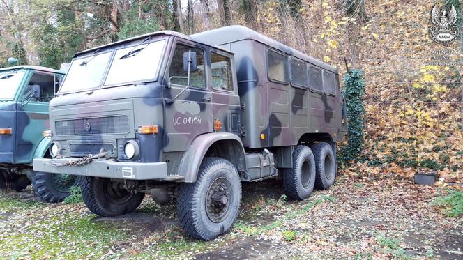 Szczecińscy miłośnicy militariów po raz ostatni w tym roku będą mogli powiększyć swoją kolekcję