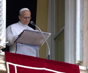 Papież: miłujmy tak, jak miłuje nas Bóg