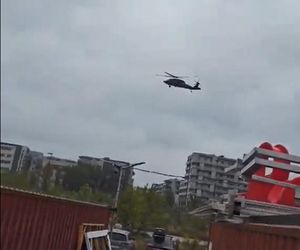 Wojskowe śmigłowce latają nisko nad Warszawą. Co się dzieje?