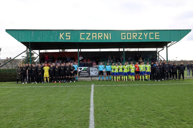 12-letni Sambor zobaczył kolegów po drugiej stronie ulicy, skręcił rowerem wprost pod auto